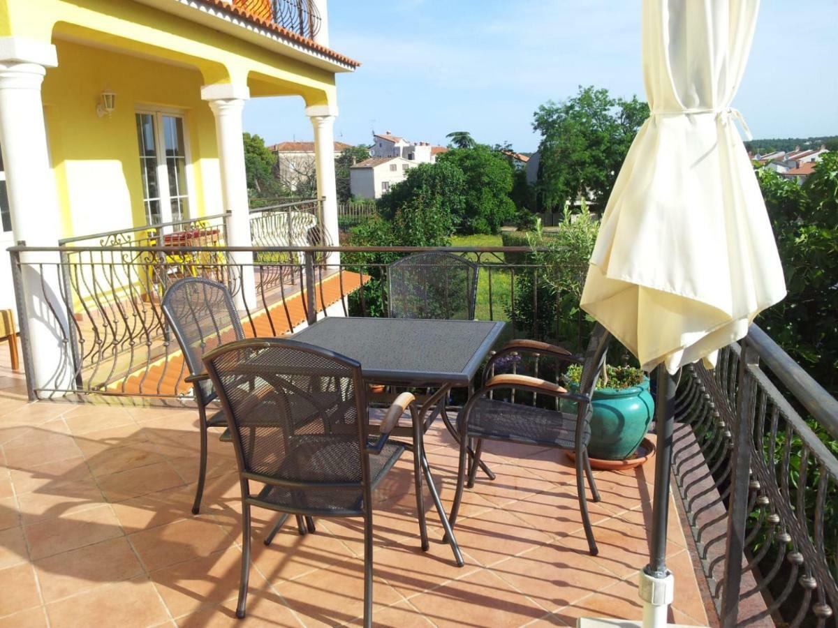 Apartment Luiza Funtana Dış mekan fotoğraf